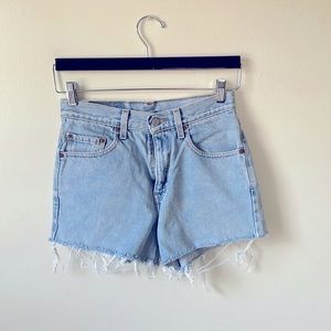 Levi’s Cutoff Jean shorts